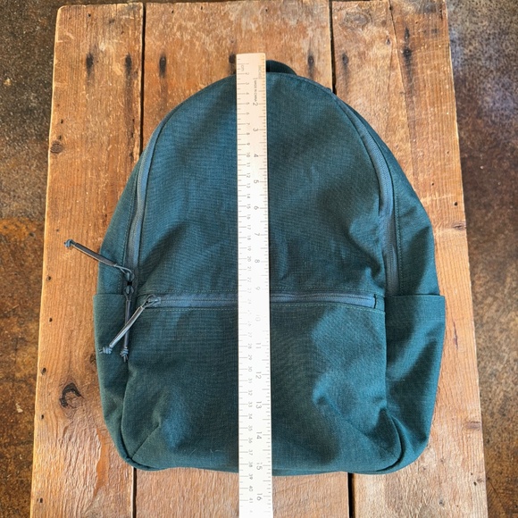 Everlane Backpack Forest Green - Picture 3 of 11